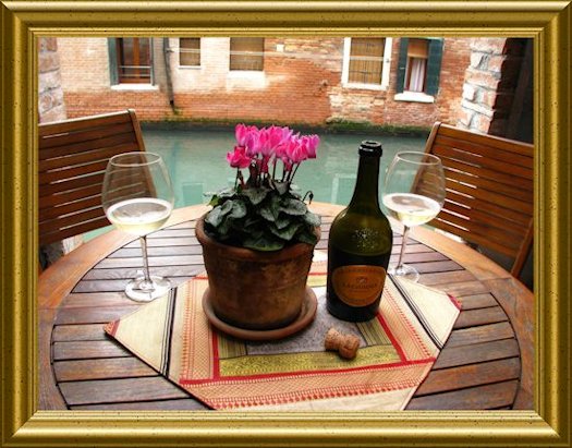 Ca' Venexiana Canalside Courtyard